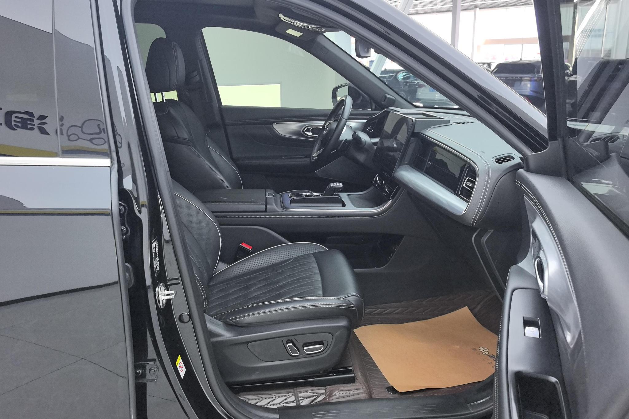 GAC GS8 2022 2.0TGDI Luxury Smart Connect 7 мест