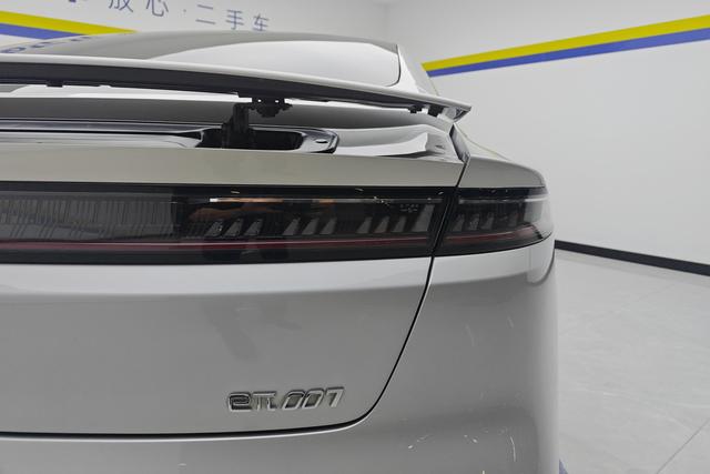 Dongfeng Yipai eπ007 2024 Серебристо-серый из Китая, фото 2