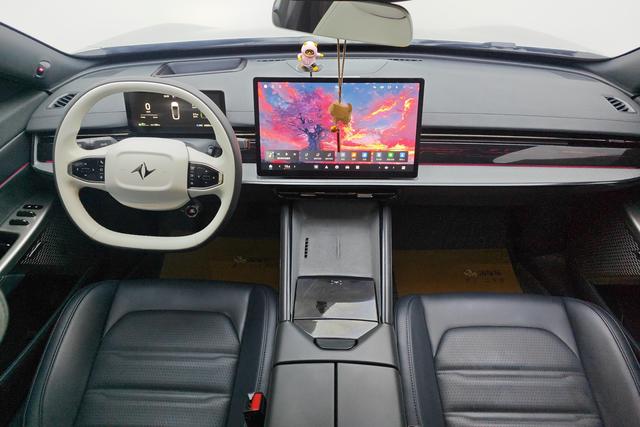 Dongfeng Yipai eπ007 2024 Серебристо-серый из Китая, фото 3