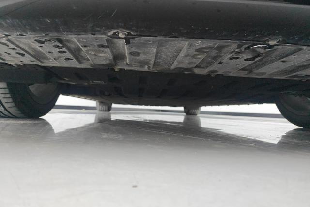 Dongfeng Yipai eπ007 2024 Серебристо-серый из Китая, фото 5