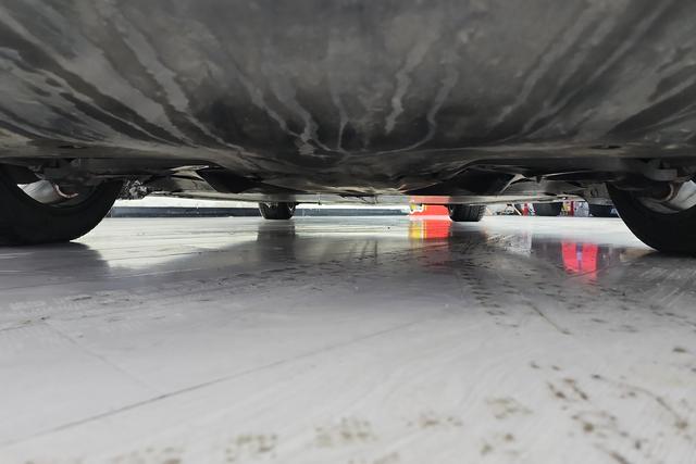 Tesla Model 3 id 3824744 из Китая 12