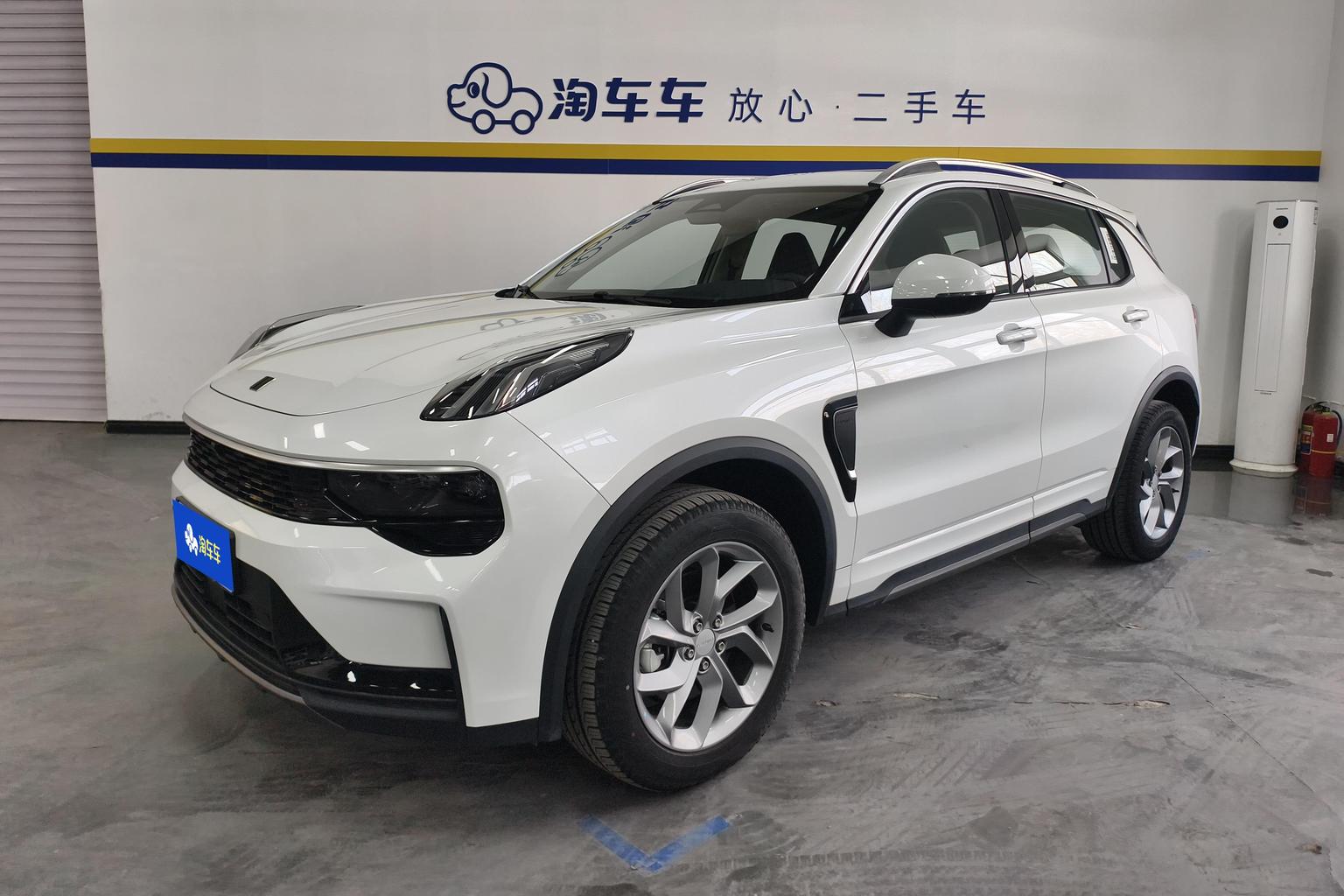 Lynk & Co 01