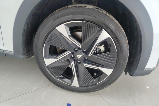 Dark blue car Dark blue S07 2023 Белый из Китая