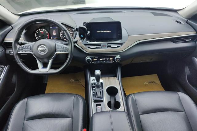 Nissan Teana 2021 2.0 L XL — фото 12