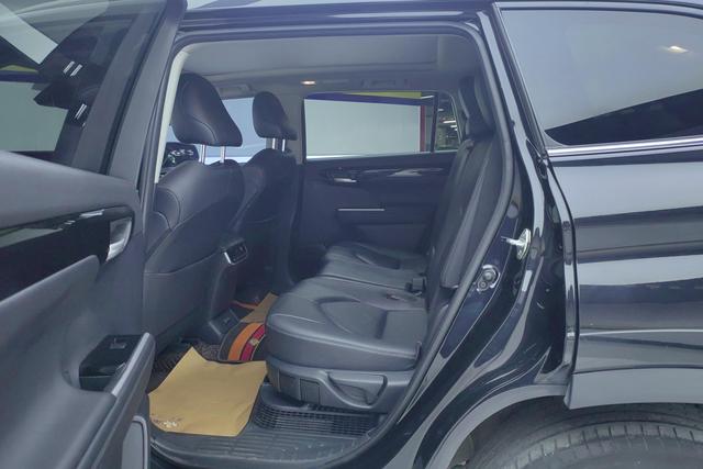 Toyota Highlander 2022 2.5 L 4 WD 7 — фото 16