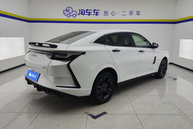 Dongfeng Yixuan 2023 1.5 L AT — фото 3