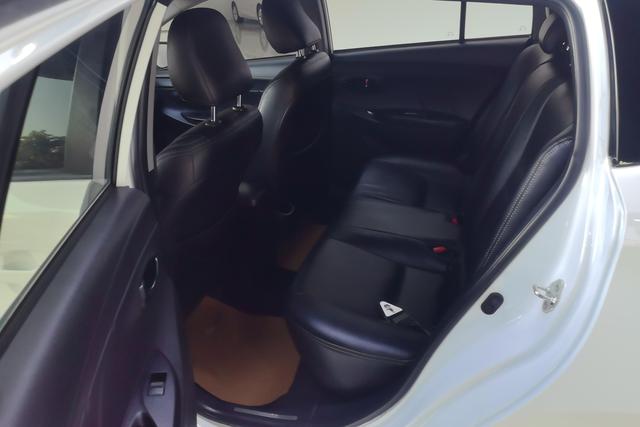 Toyota YARiS L 2019 — фото 16