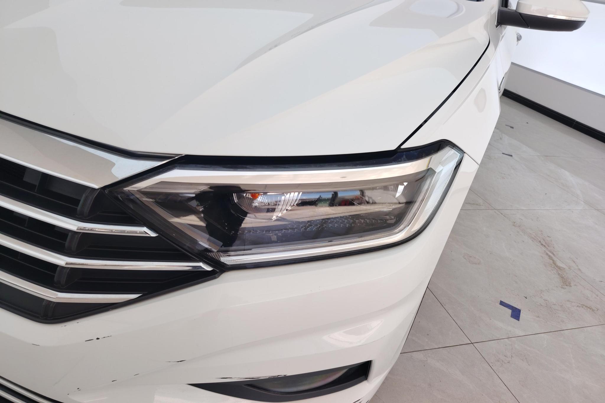 Volkswagen Sagitar 2019 280TSI DSG Comfort VI