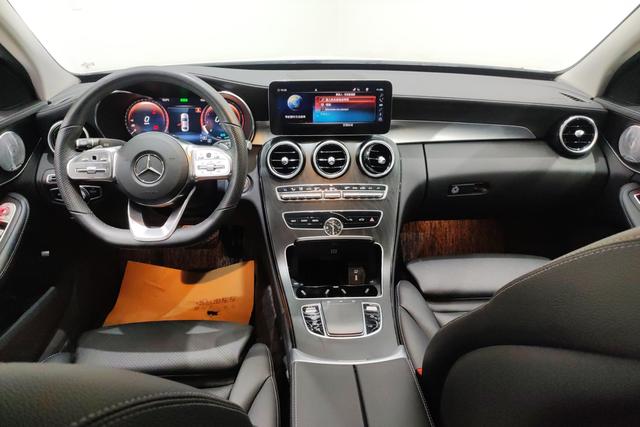 Mercedes Benz C-Class 2021 — фото 13