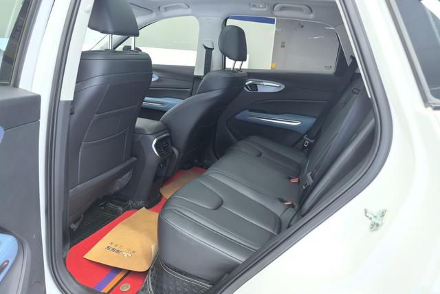 Bestune T90 2023 1.5 T ATPremium — фото 16
