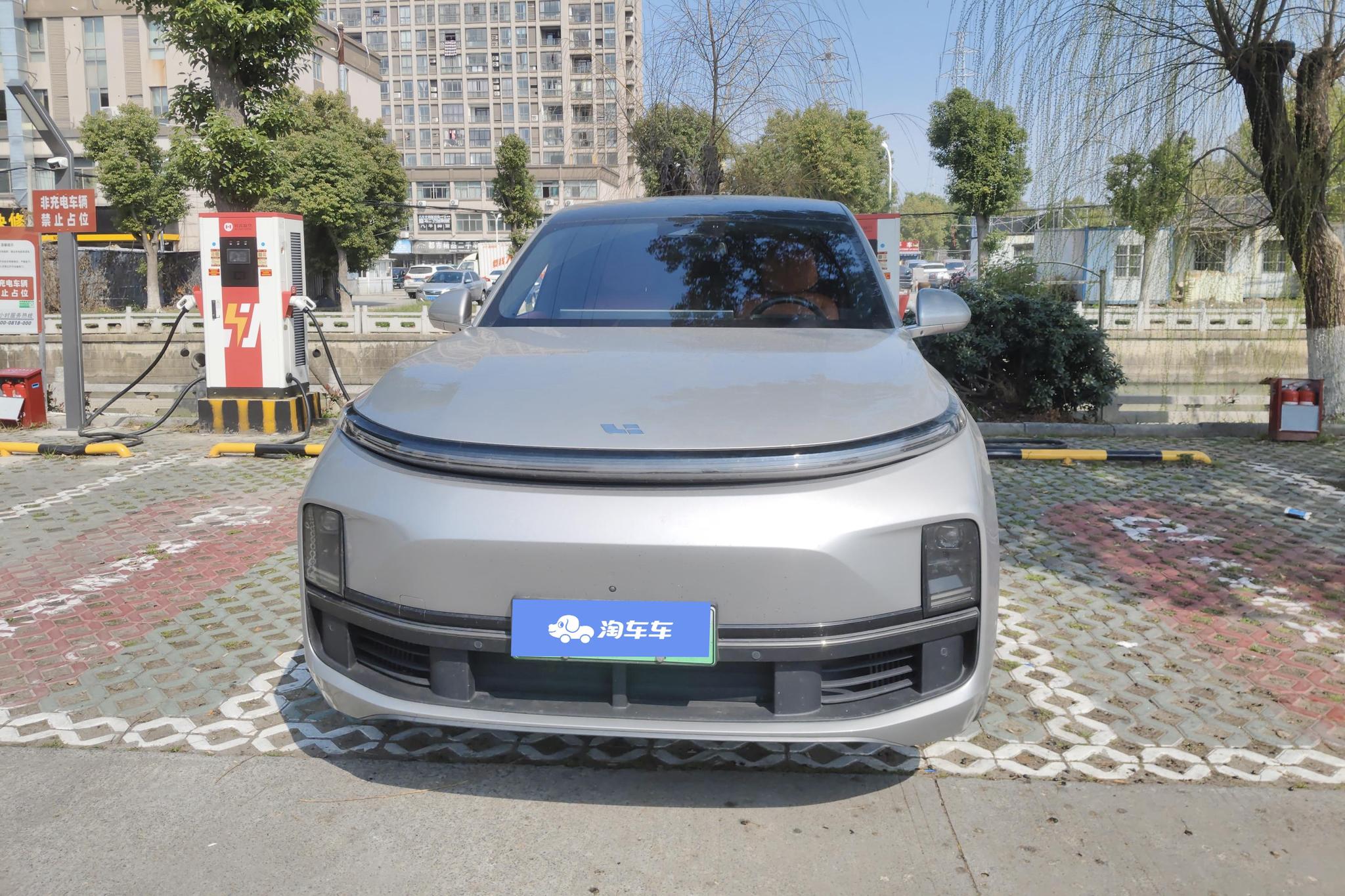 Li Auto L8 2023 Air