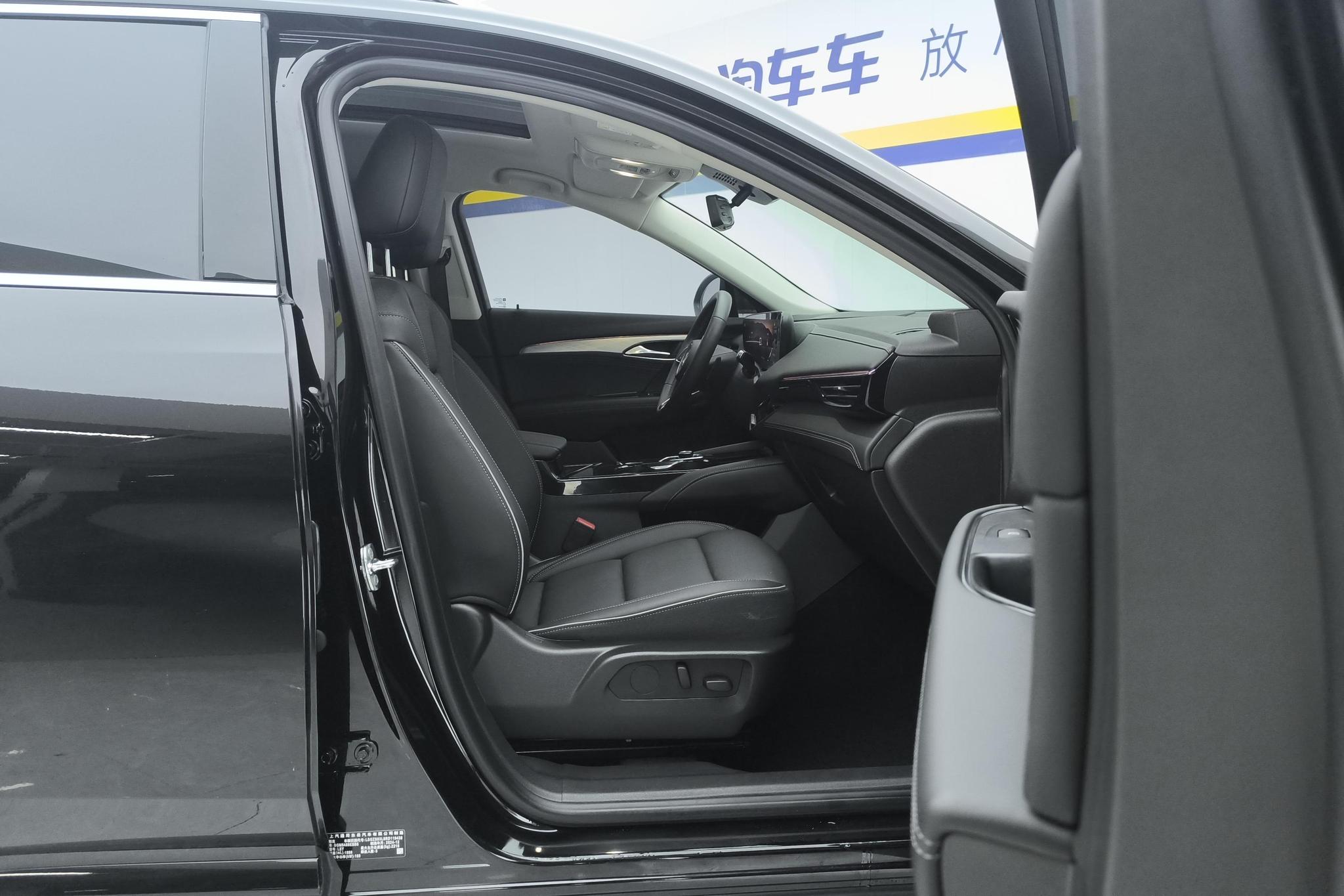 Buick Envision 2025 Plus 28T Platinum