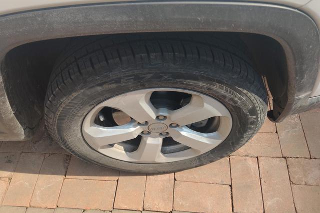 Jeep Guide id 3783759 из Китая 13