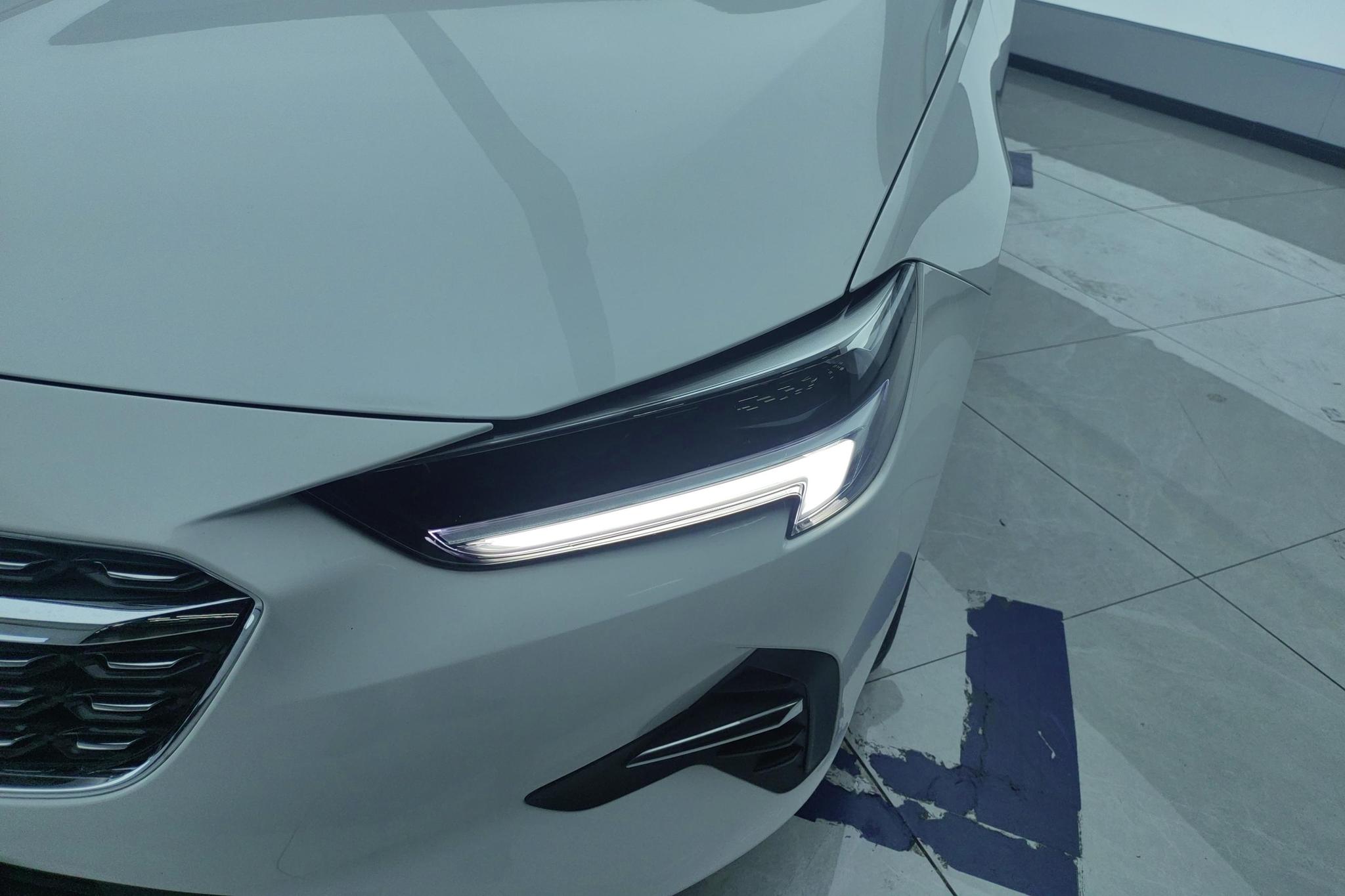 Buick Regal 2020 20T Luxury VI