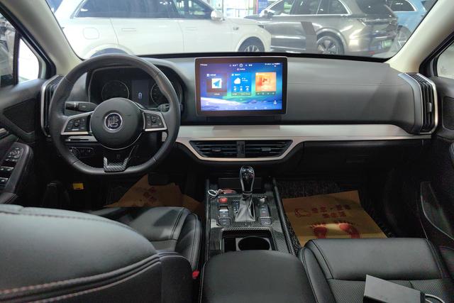 BYD Tang 2019 2.0 T AT Premium 7 VI — фото 11