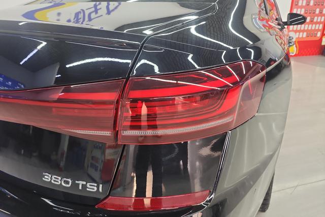 Volkswagen Passat 2024 Черный из Китая