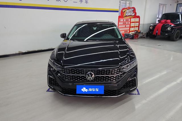 Volkswagen Passat 2024 Черный из Китая, фото 2