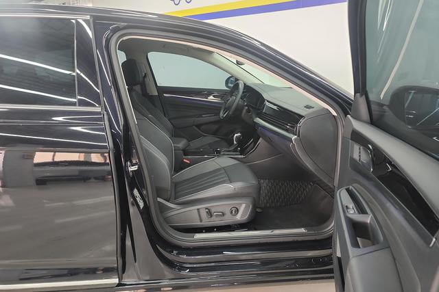 Volkswagen Passat id 3824729 из Китая 9