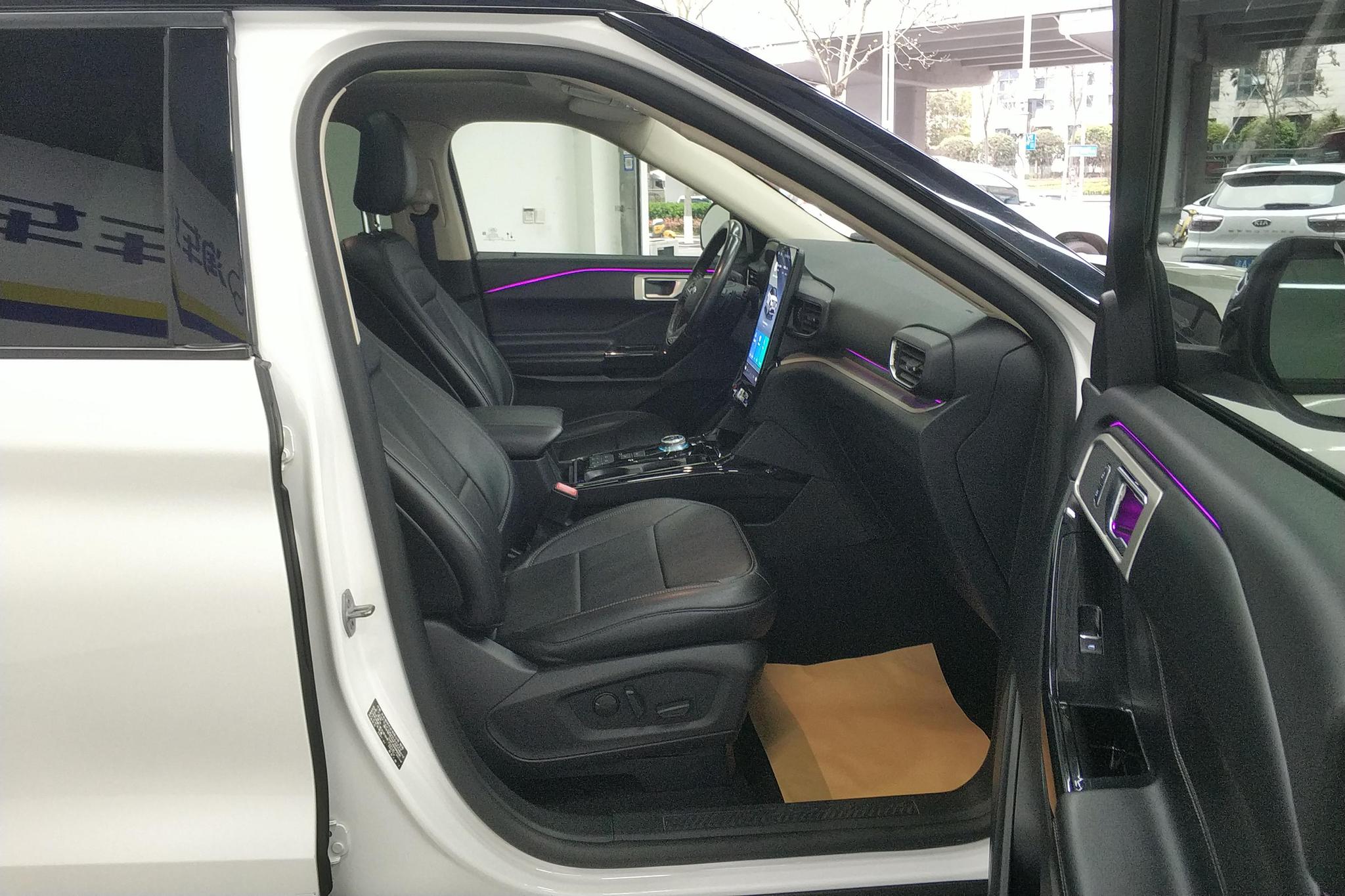 Ford Explorer id 4438063 из Китая 12