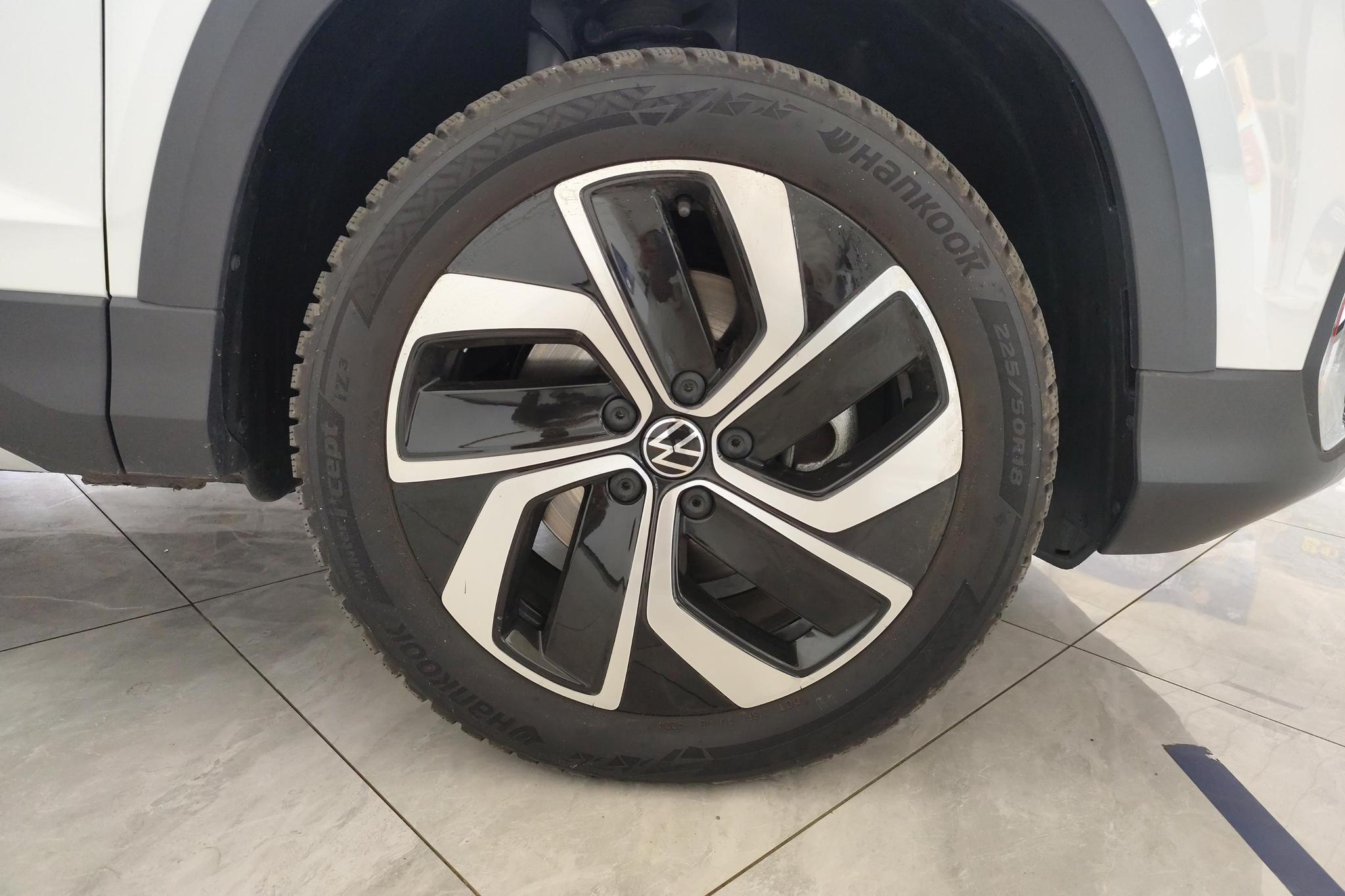 Volkswagen Tharu 2024 300TSI