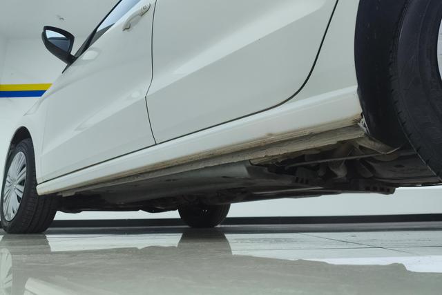 Volkswagen Polo 2016 1.6 L ATComfort — фото 7