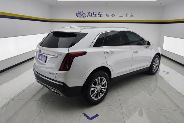 Cadillac XT5 2023 2.0 T 2 WD — фото 3