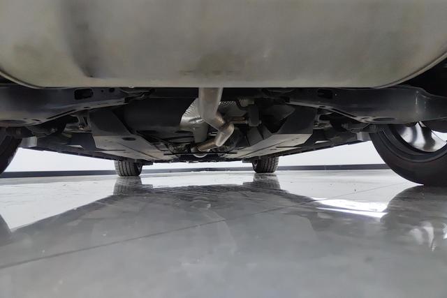 Chang'an UNI-V 2022 Темно-серый из Китая, фото 4