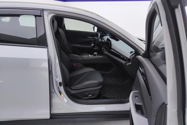 Chang'an UNI-V id 3840622 из Китая 7