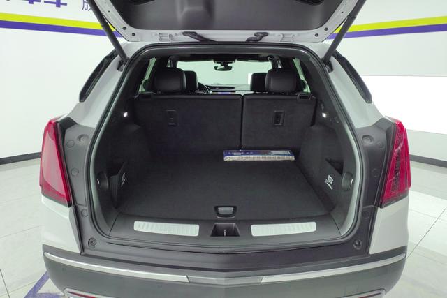 Cadillac XT5 2022 2.0 T 2 WDLuxury — фото 17