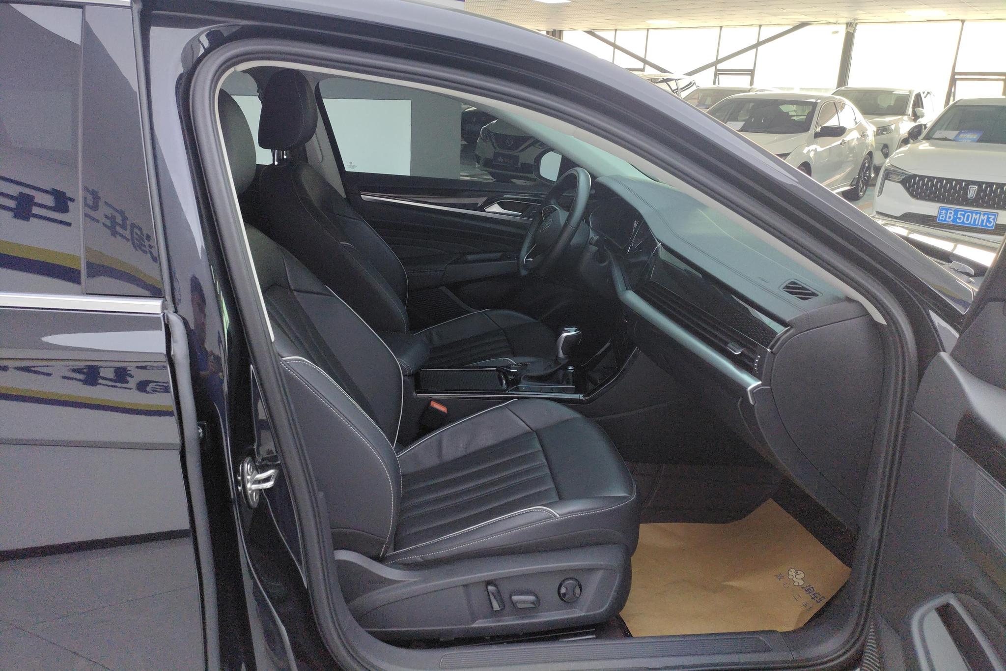 Volkswagen Passat 2023 330TSI Elite