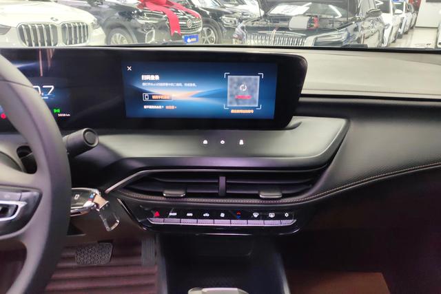 Buick Verano 2023 Pro 533 T — фото 12