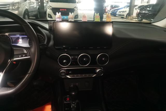 Nissan Sylphy 2023 1.6 L CVT — фото 10