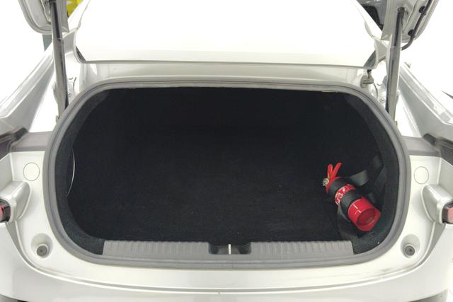 Xiaopeng Motors Xiaopeng P7 2022 Темно-серый из Китая, фото 5