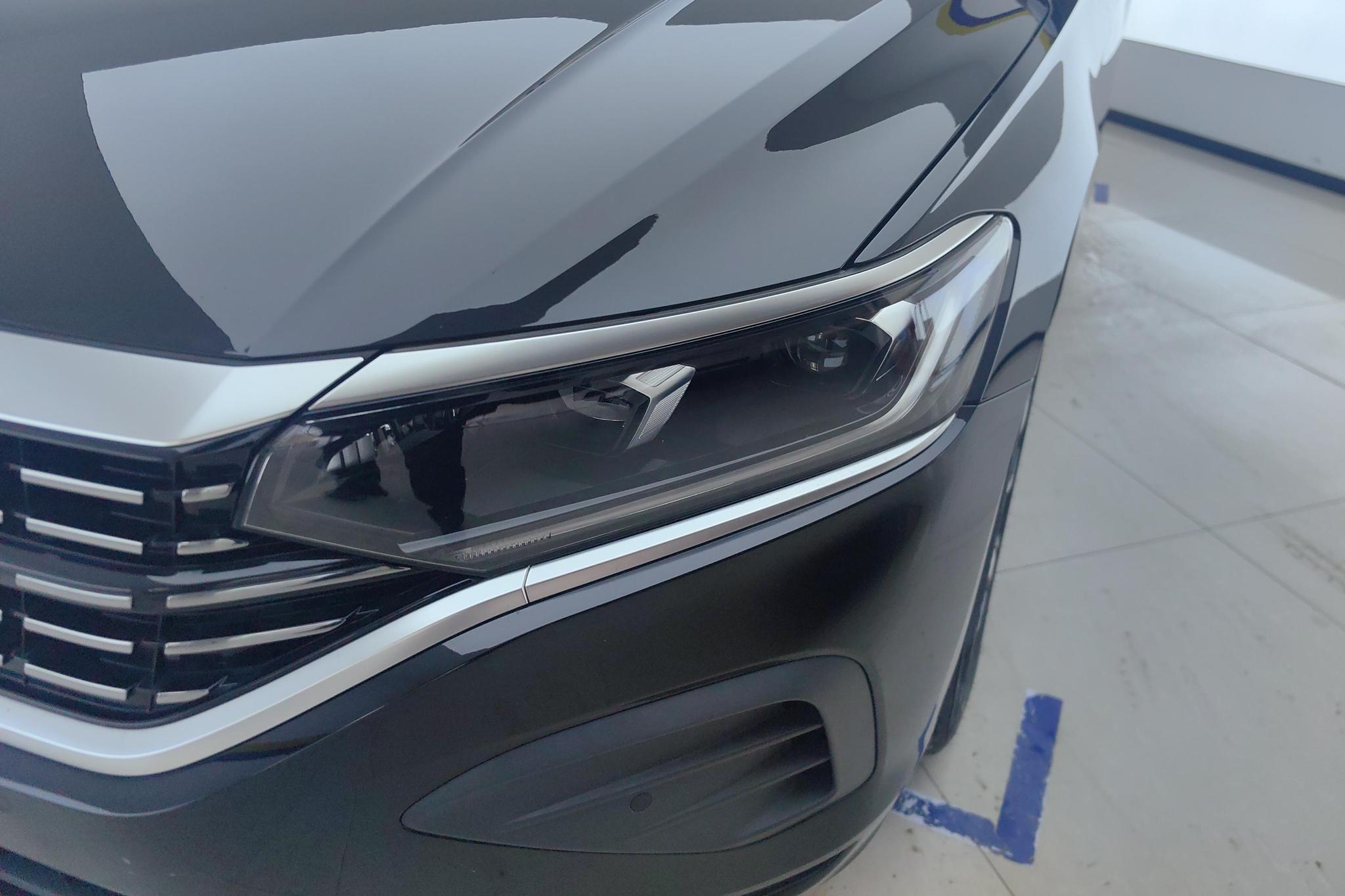 Volkswagen Passat 2024 380TSI Elite
