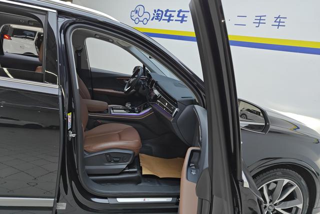 Audi Q7 2021 55 TFSI quattro S line Sport — фото 10