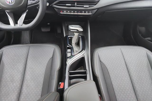 Buick Weilang 2025 Белый из Китая, фото 3