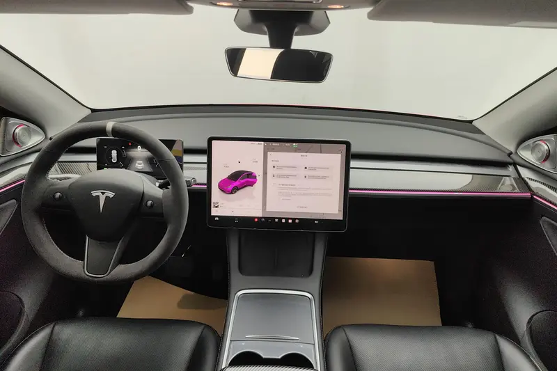 Tesla Model Y — фото 7