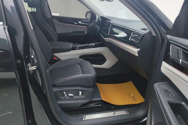 Volkswagen Teramont 2023 380 TSI 4 WD — фото 8
