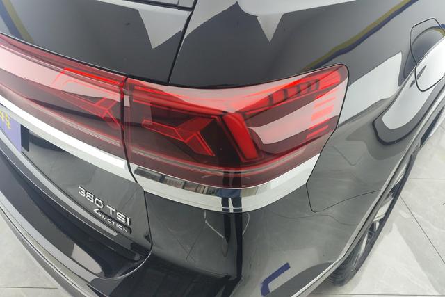 Volkswagen Teramont 2023 380 TSI 4 WD — фото 7