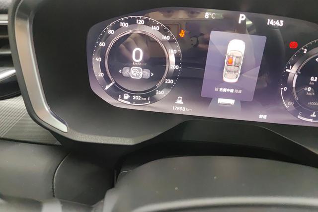 Lynk 01 id 3804380 из Китая 12