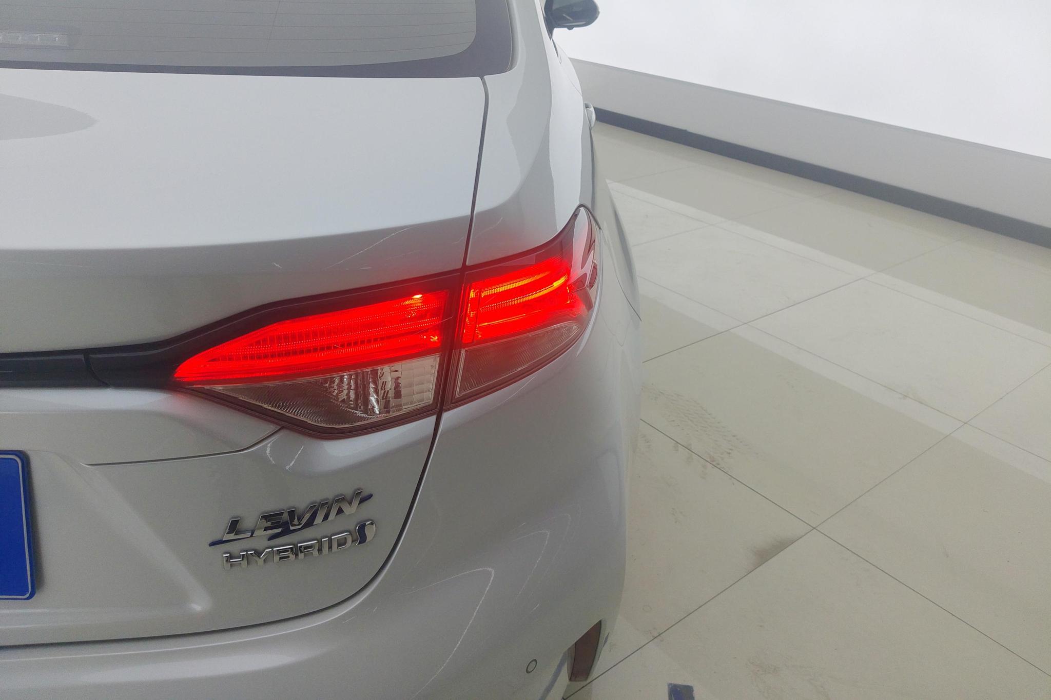 Toyota Corolla Levin 2022 1.8H E-CVT Luxury