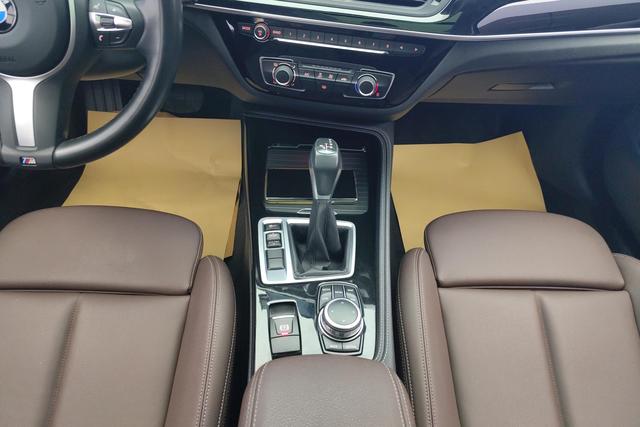 BMW 1 series id 3825369 из Китая 15