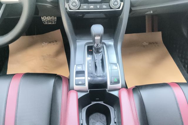 Honda Civic 2019 220 TURBO CVT VI — фото 15