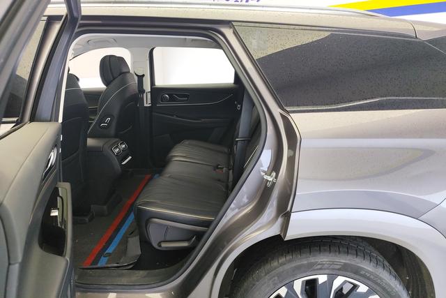 Chery Tiggo 9 2023 2.0 T DCT 2 WD 5 — фото 16