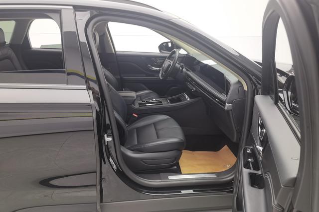 Lincoln Corsair 2024 1.5 T 2 WD Hybrid — фото 15