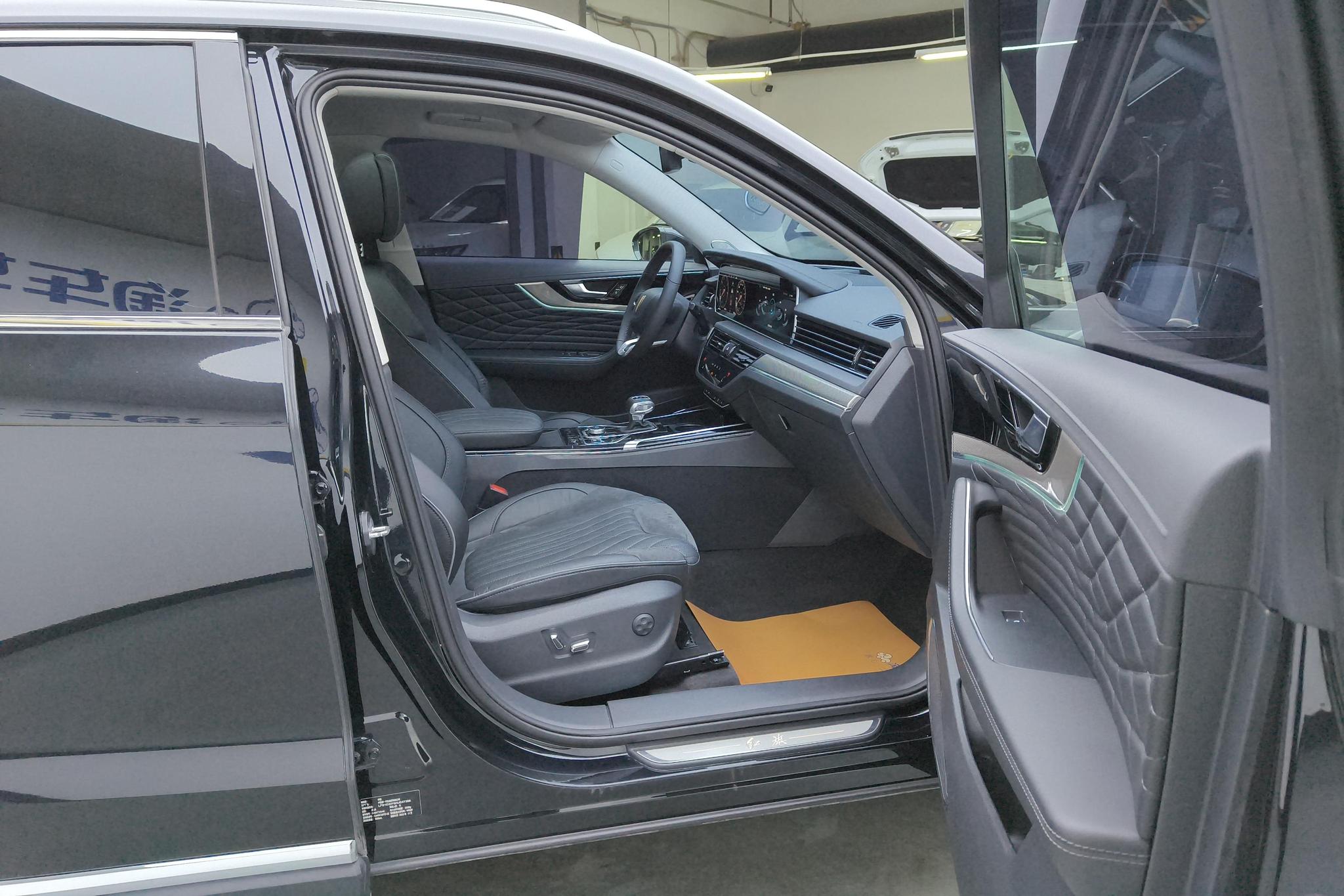 Hongqi HS5 2022 2.0T