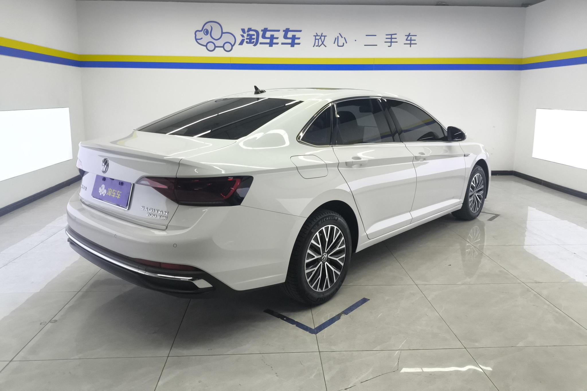 Volkswagen Sagitar 2024 200TSI DSG