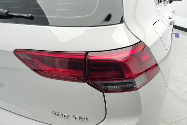 Volkswagen Golf 2023 Белый из Китая, фото 6