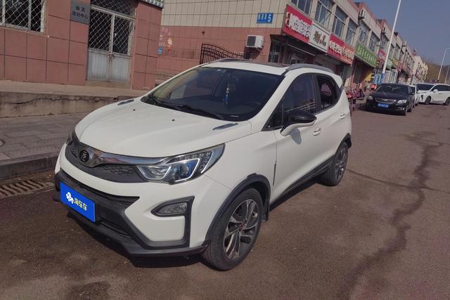 BYD Yuan 2016 1.5 L MTPremium