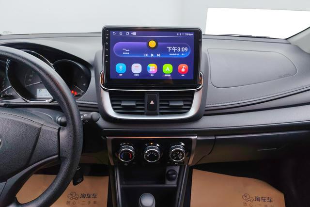 Toyota YARiS L 2020 — фото 11